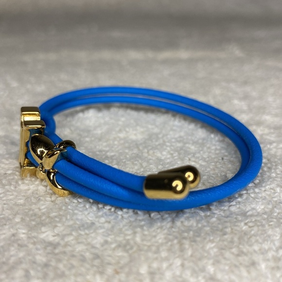 NIB Louis Vuitton Bloom LV Bracelet in Bleu Gaston Calfskin (9in) SOLD OUT - Picture 3 of 8